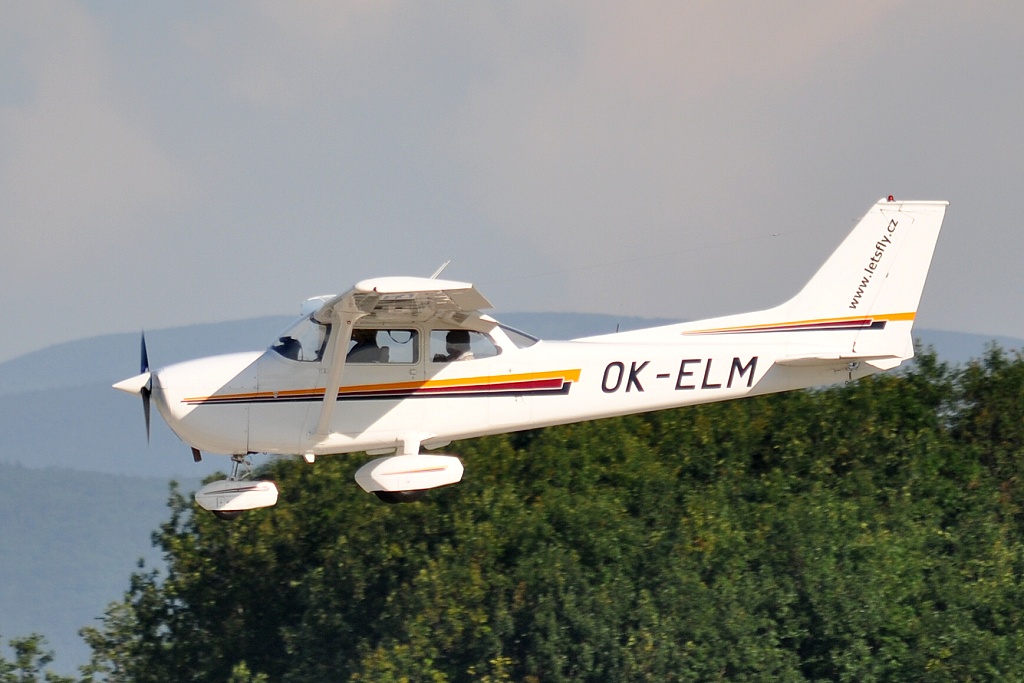 Cessna 172 OK-ELM, Let's Fly
