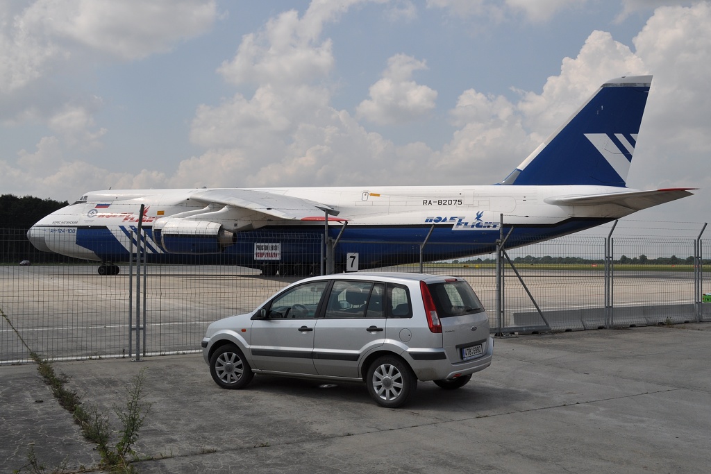 21.7.2010 Antonov 124-100 Ruslan, RA-82075, Polet Airlines, Ostrava (OSR/LKMT)