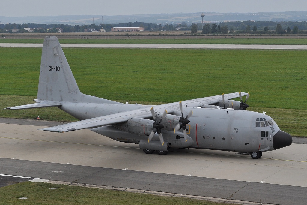 C-130 Hercules CH-10, Belgian Defence Air Component, Ostrava (OSR/LKMT), TWY F, 17.09.2010